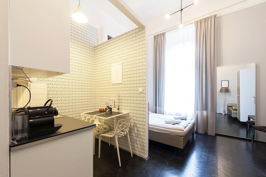 Play Apartments Будапеща Екстериор снимка